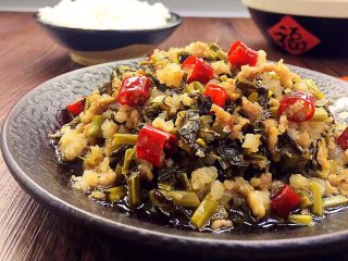 酸菜炒肉末～附上酸菜制作方法！