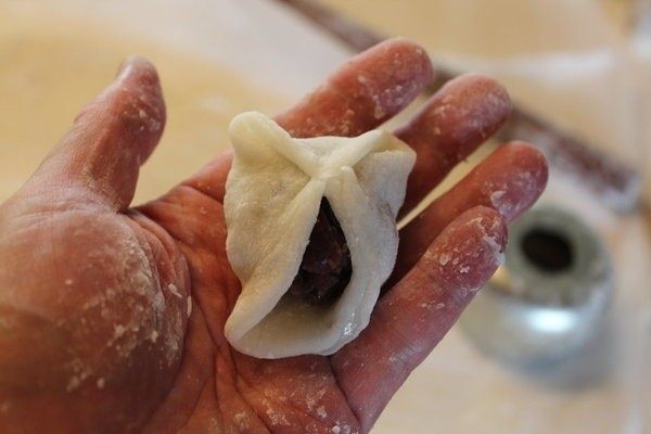 日式大福,在家动手做!,将四边折起在中央收边。