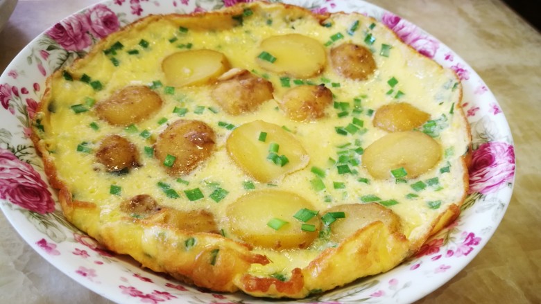 土豆韭菜厚蛋饼