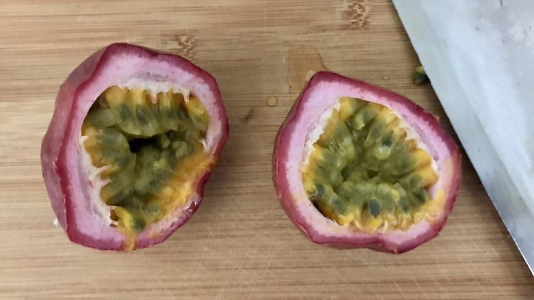 百香果蛋糕卷（充满热情的卷卷）,哈 再来一张美图