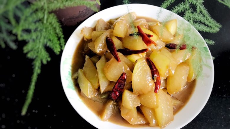 快手香辣冬瓜,出锅!
15分钟就拿下的快手菜~