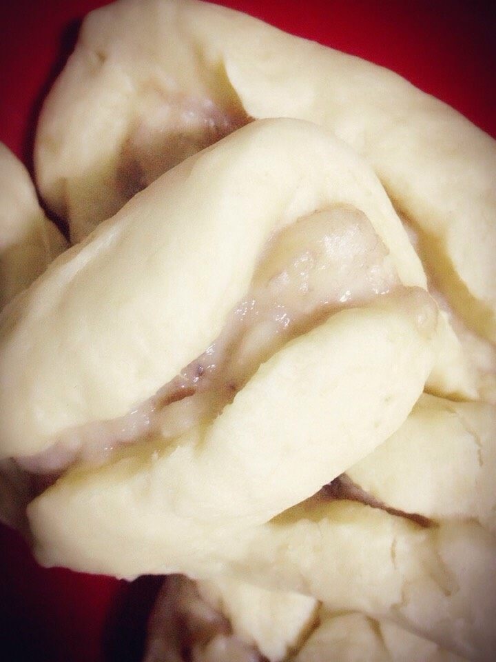 裹着香蕉的牛奶软包