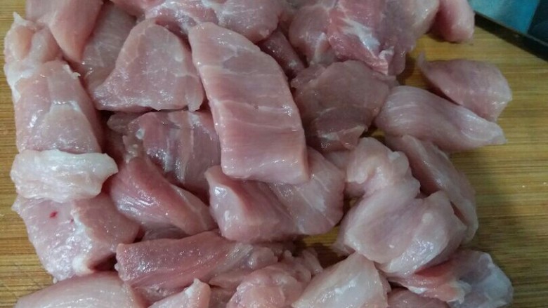 猪肉松,肉切块,不要切太小