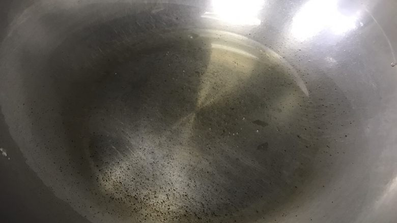 丝瓜炒蛋,大火起油锅