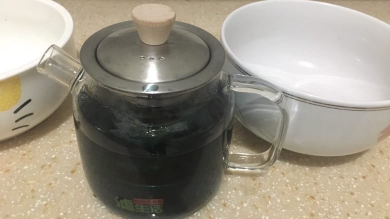 超级马里奥,剩下的蝶豆花可以当茶喝，我经常喝😊