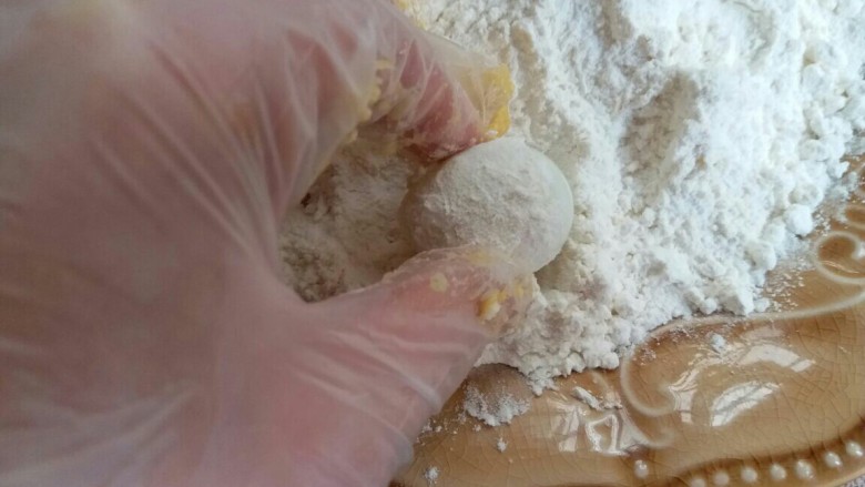 苏格兰蛋(可烤可炸),鹌鹑蛋裹一层面粉