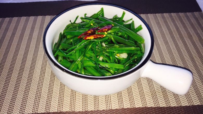 蒜泥空心菜_1517472892771