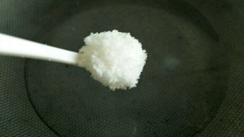糖醋里脊,加入糖~