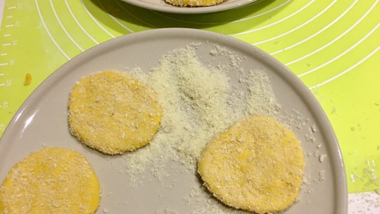 🎃香酥南瓜饼🎃,一不小心就做了这么多… 够吃啦 哈哈哈