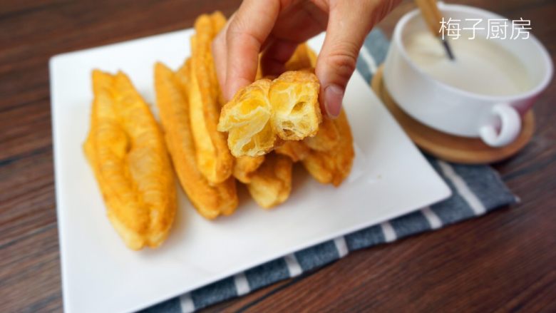 自制油条,看一看内部组织吧,松软又诱人!