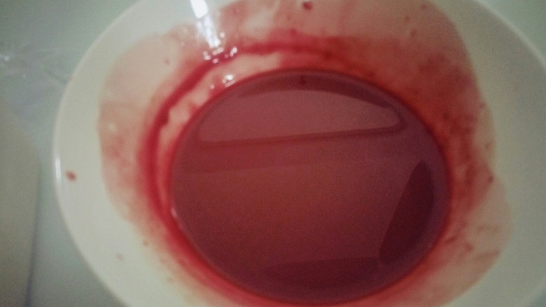 双色搭配红白色猪皮冻,粉色放凉,