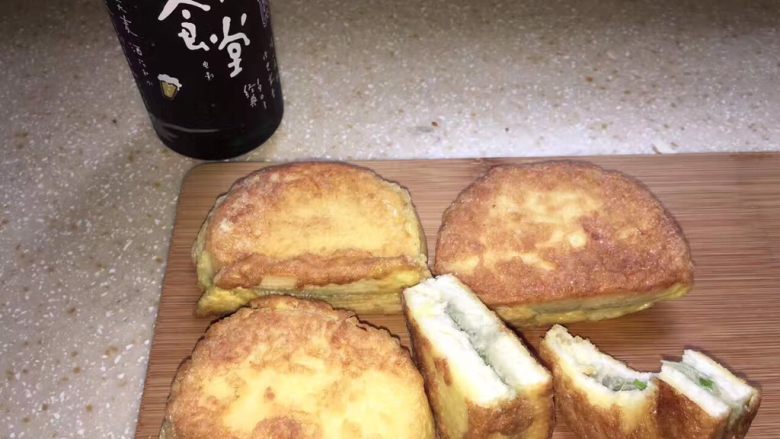 臭豆腐馒头干,味道好极了👏