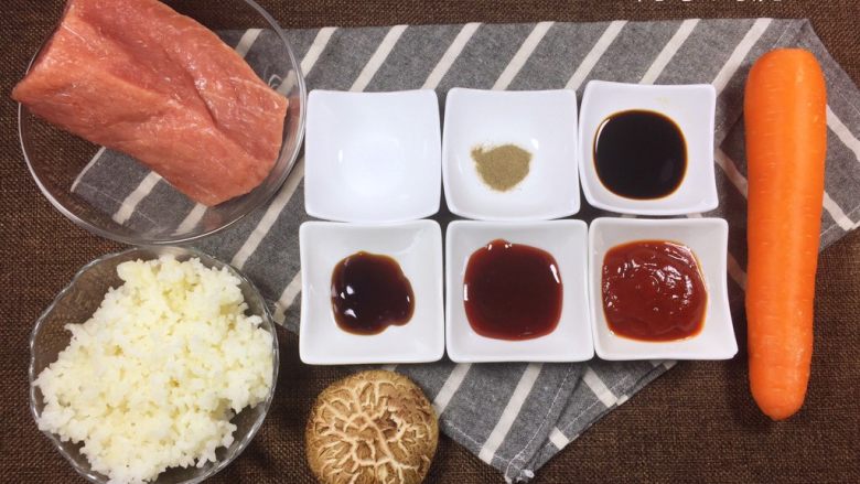 里脊包饭,所有食材:“大合影”