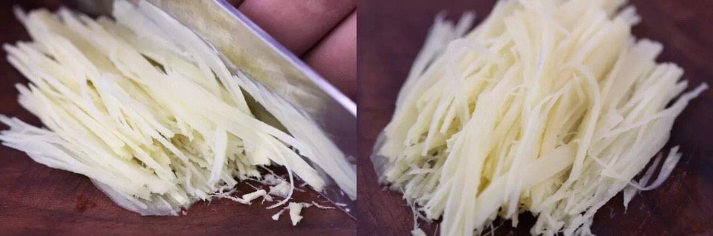 南瓜金汤泡嫩豆腐,生姜洗净削皮,切成细丝,越细越好