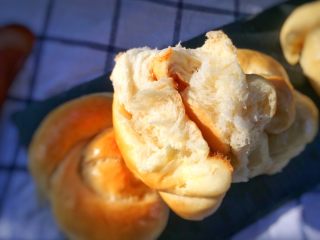超级松软的    炼乳小面包