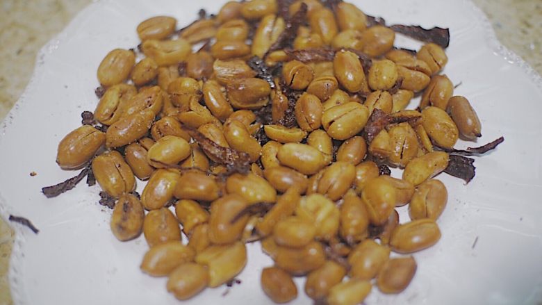 麻辣花生(酒鬼花生),装盆