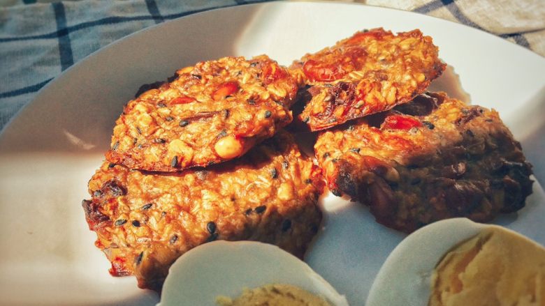 香蕉燕麦坚果饼,早餐有的吃啦……!真的超香!!超香!!超香!!重要的事情说三遍
