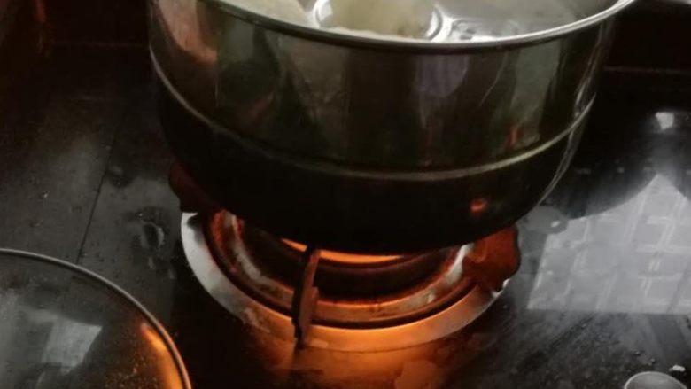 姑婆做的糯米卷,大火，烧开水再放下去