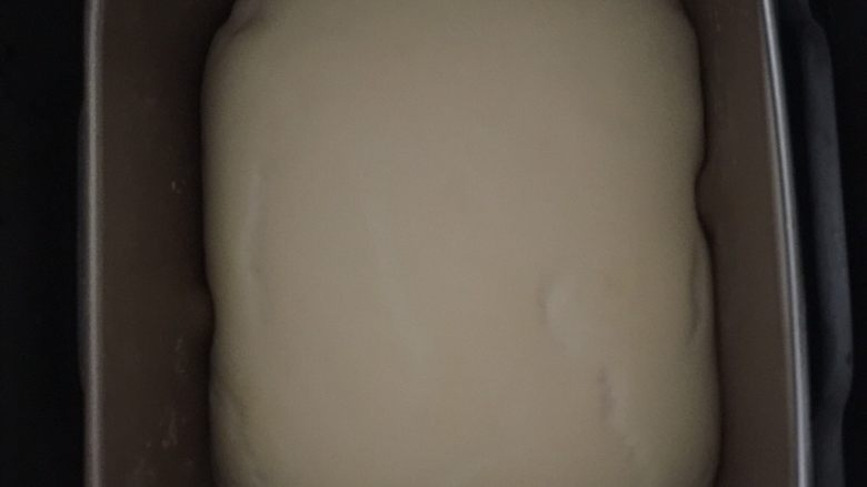 红豆沙包,发酵至2倍大;