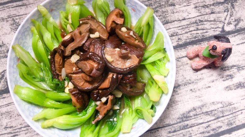 青菜炒香菇