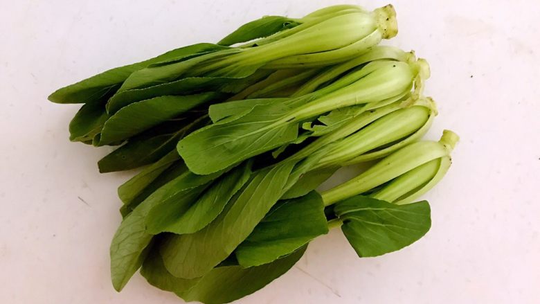 5分钟快手菜 适合减肥的油菜豆腐汤,<a style='color:red;display:inline-block;' href='/shicai/ 115'>油菜</a>