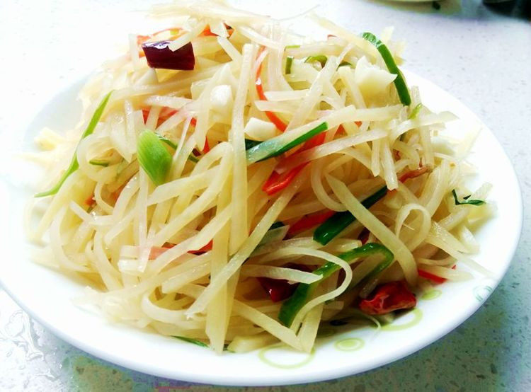 这道菜成本就几块钱，比大鱼大肉还好吃！