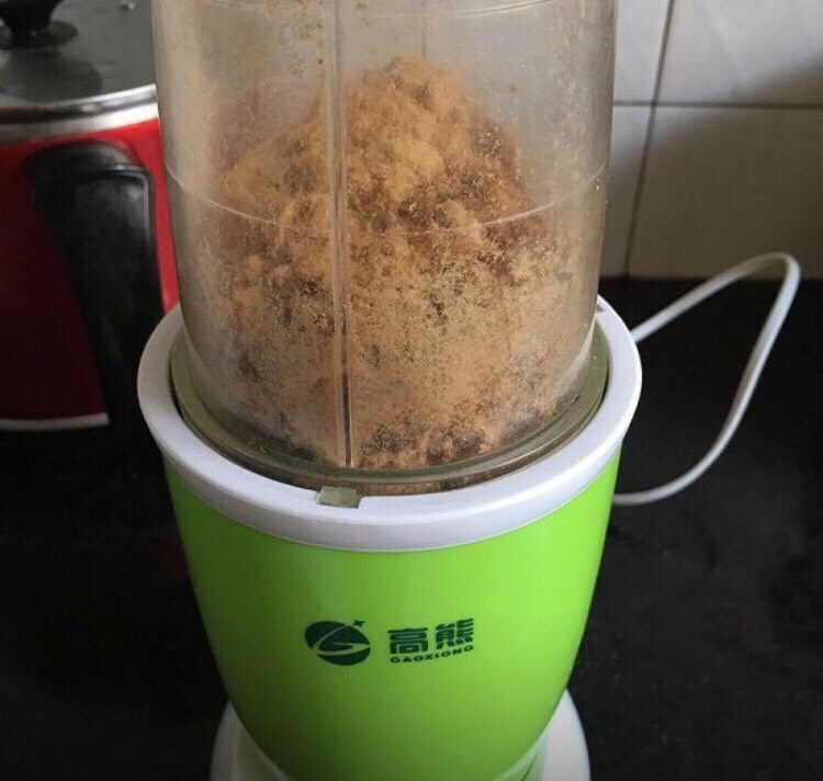 自制棉花猪肉松,不用加水,直接用一字刀打几十秒即可!