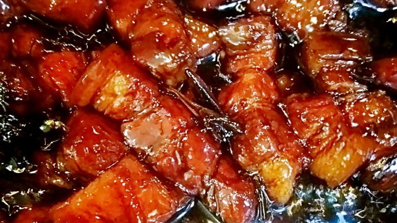 甜蜜的红烧肉,10分钟后,大火收汁