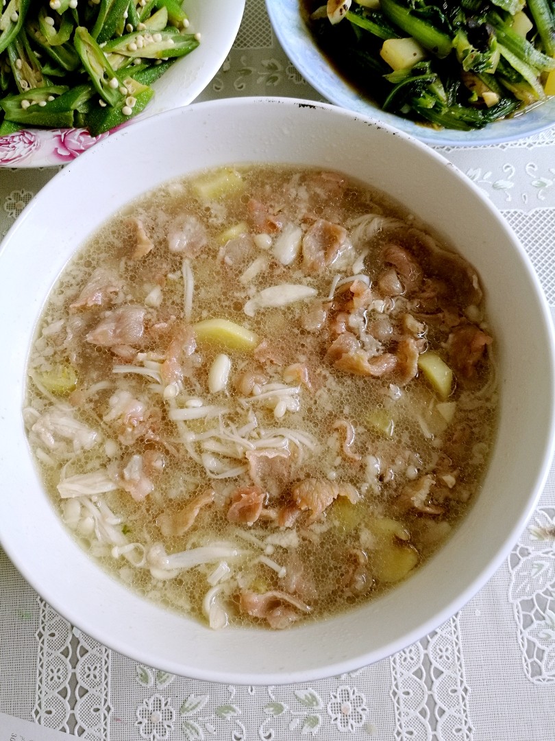 酸汤肥牛