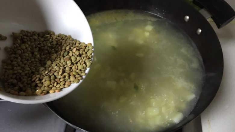 扁豆面旗子,水开加扁豆;