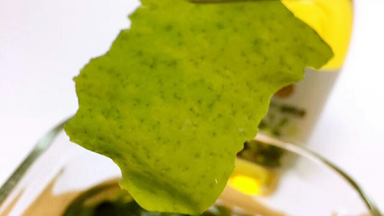 豆腐虾糕,
大约泡10分钟即可;完全泡开。
