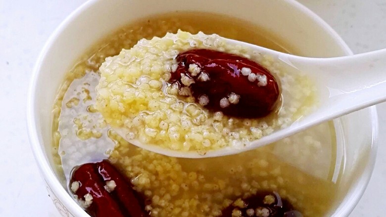 红枣小米粥 ,成品。