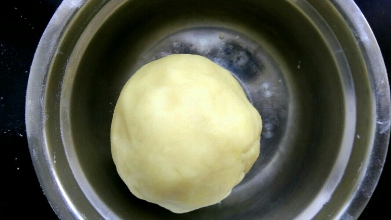 肉馅烧饼,和成油酥