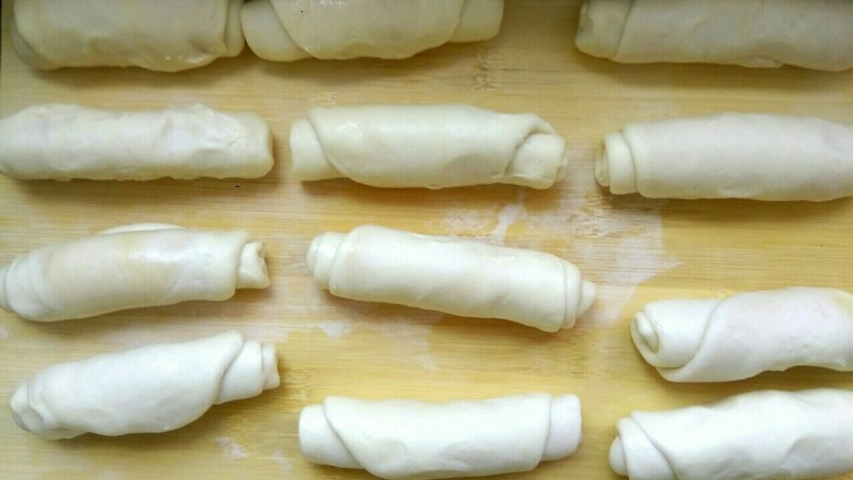 肉馅烧饼,把12个全部做完