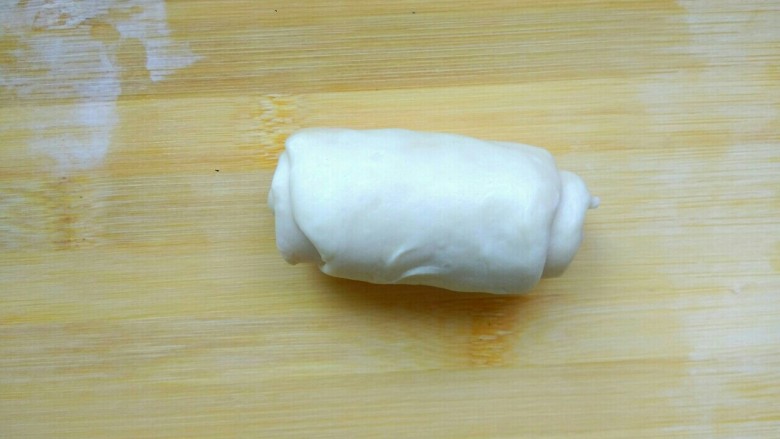 肉馅烧饼,从上到下卷成小卷儿
