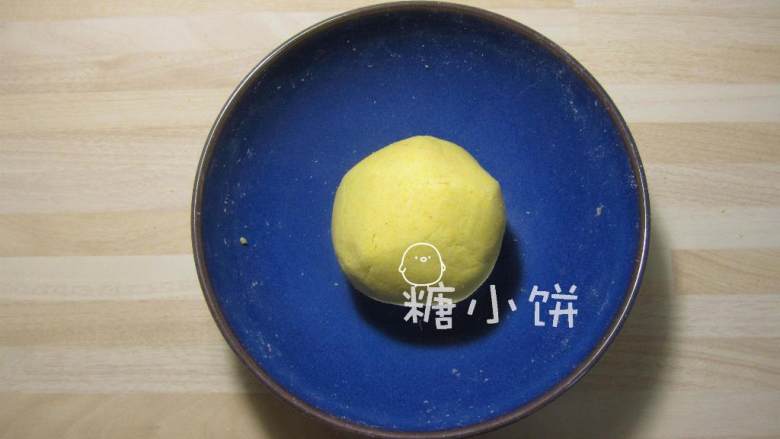 粗粮主食窝窝头,最后全部捏合成团,醒2个小时以上.