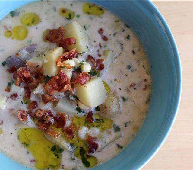 土豆韭菜配玉米