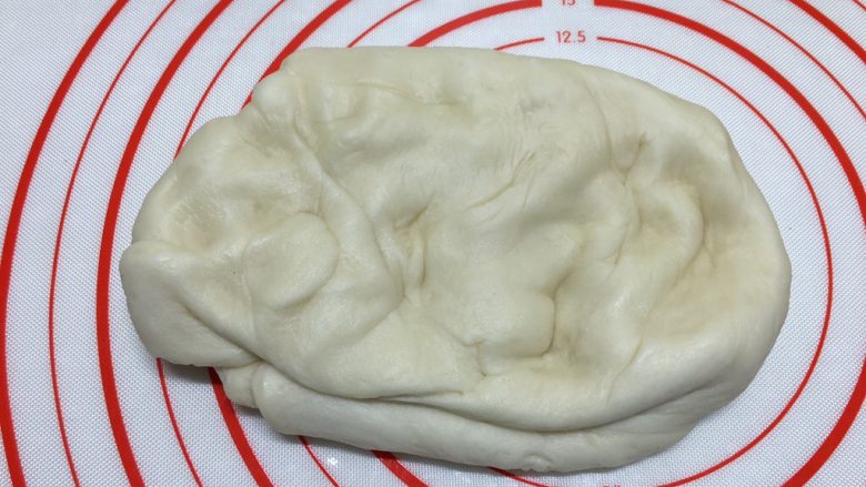 花环汉堡(植物油直接法),用拳头按压方式排气