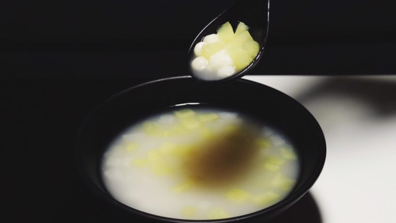 清热去燥—水果圆子汤,搭配圆子的建议趁热食用,口感最好