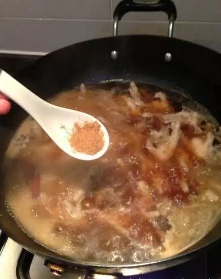 卤鸡爪,十三香适量