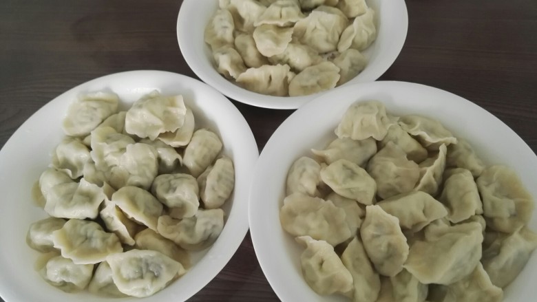 倭瓜素馅饺子,开吃吧,喜欢吃素馅的有口福了。