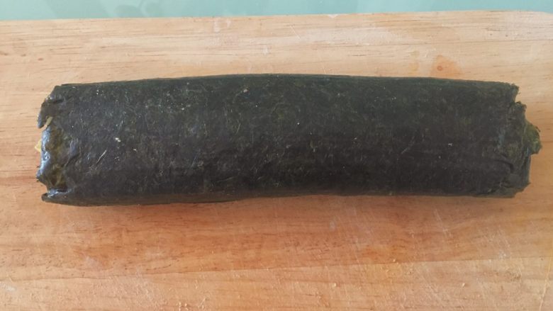 土豆泥寿司,切成块状
