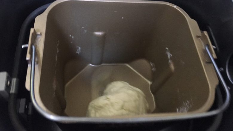 超级松软的奶香面包,开启面包机imix程序,20分钟