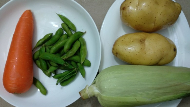 田园土豆饼,准备食材。