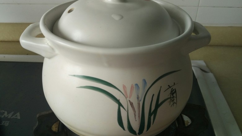 土豆炖牛肉,小火炖1个小时就OK