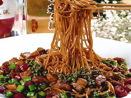 双椒鸡捞面
