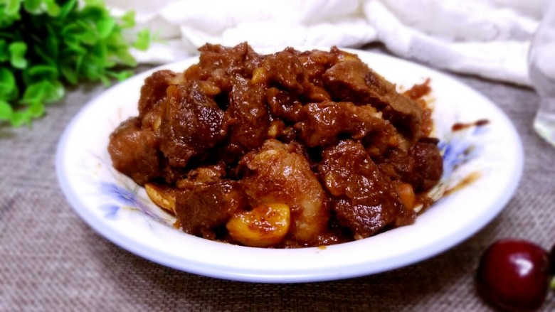 土豆炖牛肉,味道美腻了