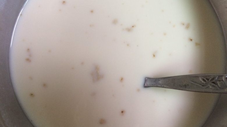 红枣牛奶发糕,混合,酵母粉溶化