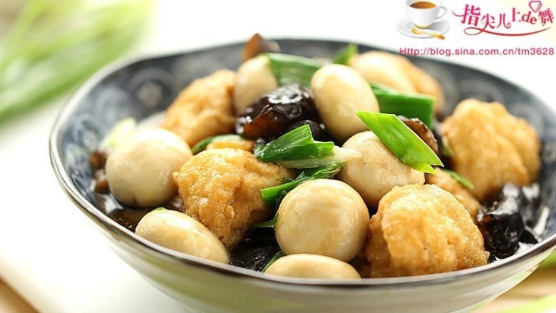 口蘑烩豆腐圆子