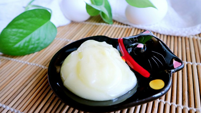 自制蛋黄沙拉酱,做水果沙拉,寿司,三明治,汉堡等,都非常美味哟!😊
